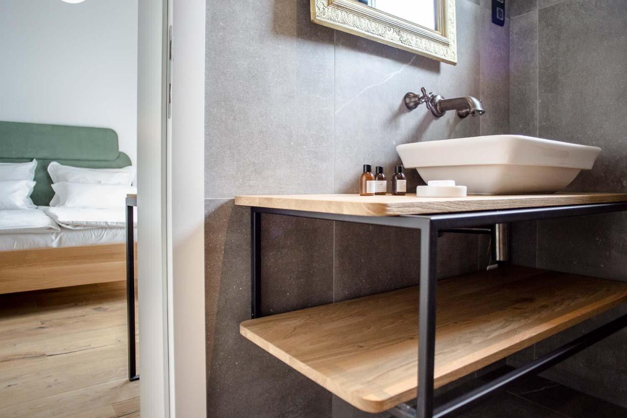 Vault Hotel Lublana Zewnętrze zdjęcie